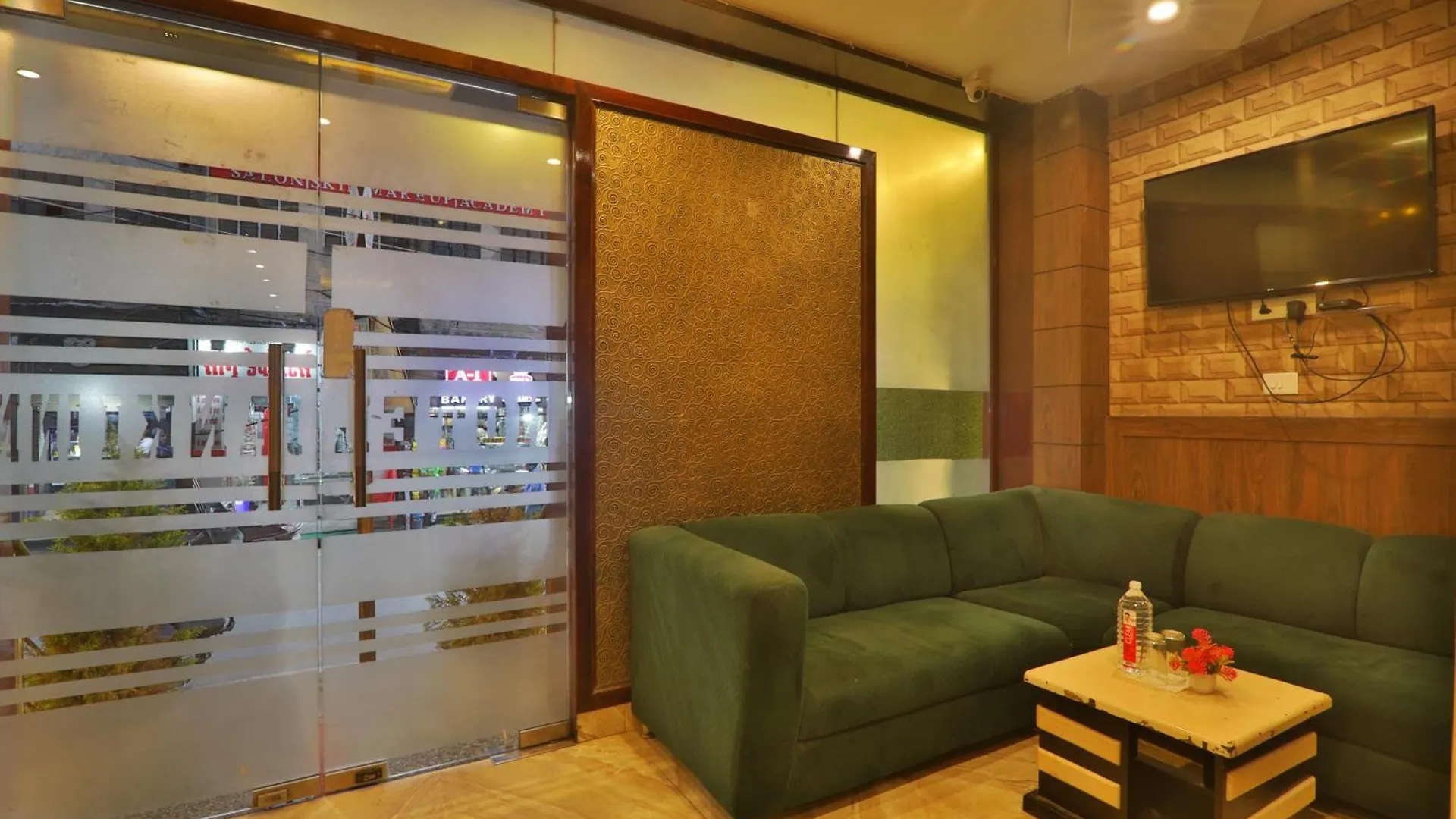 ***  Hotel Janki Inn Sigra 2 Km From Kashi Vishwanath Dham Varanasi India