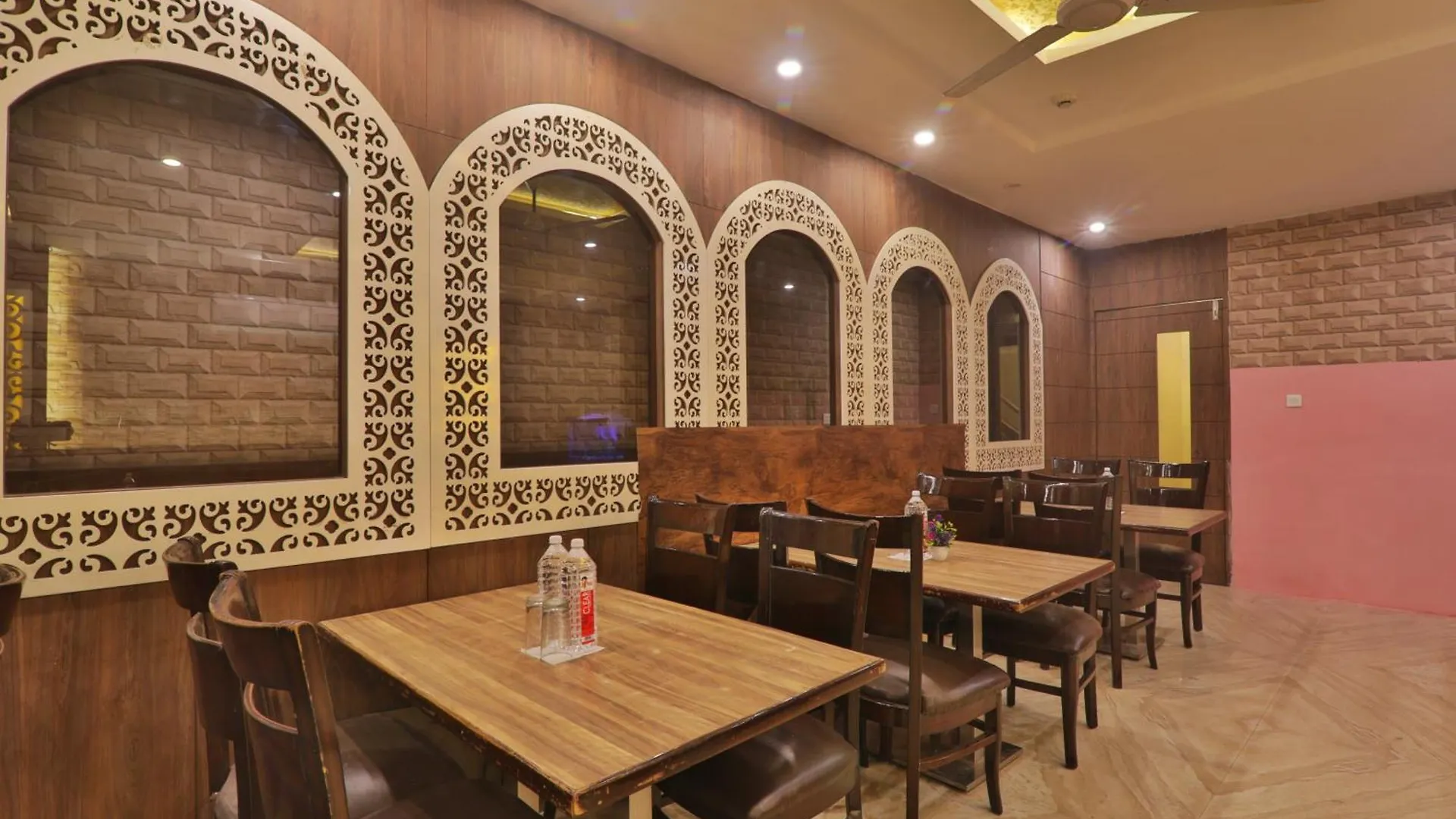 Hotel Janki Inn Sigra 2 Km From Kashi Vishwanath Dham Varanasi