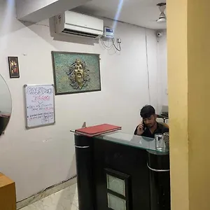 O Devansh Hotel